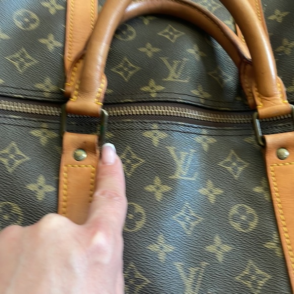 Authentic Louis Vuitton Keepall 60 - Picture 11 of 16